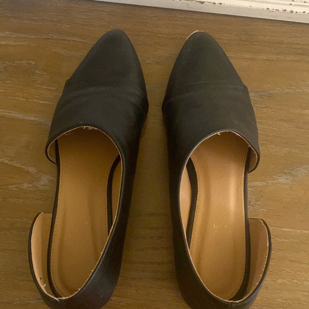 Catherine black flats size 10